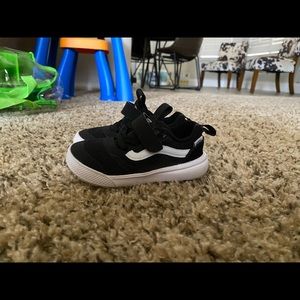 Toddler Vans size 6.